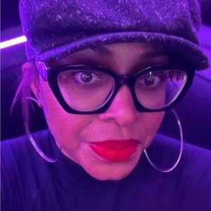 Meet your Posher, Cheryl